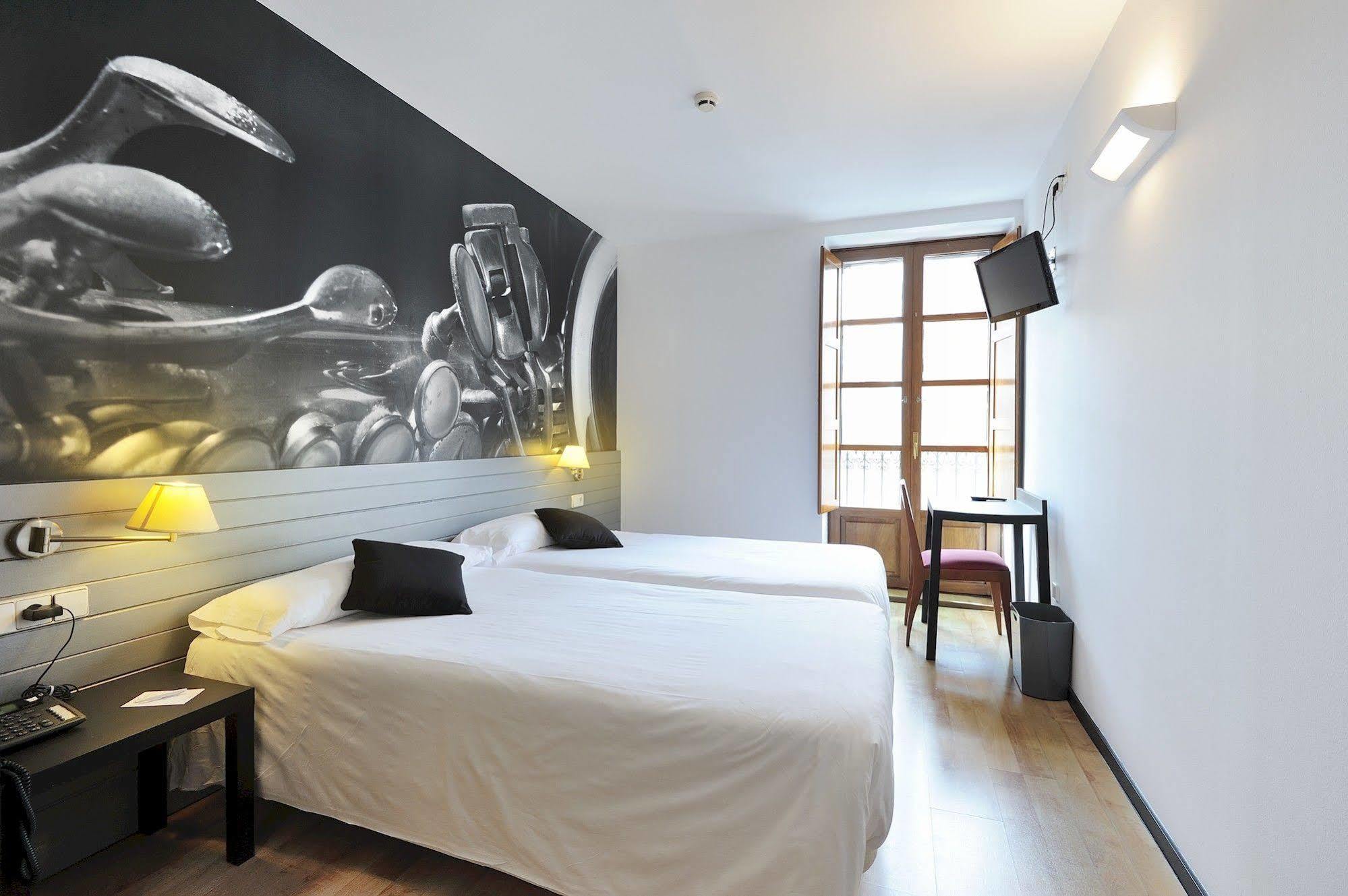 Abba Jazz Hotel Vitoria ภายนอก รูปภาพ